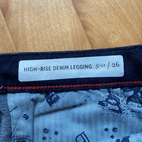 Pillcro and the letterpress high rise jeans - Picture 4 of 6
